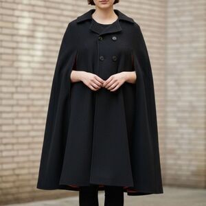 Vintage Double-Breasted Wool Cape With Lapel Collar & Contrast Lining
